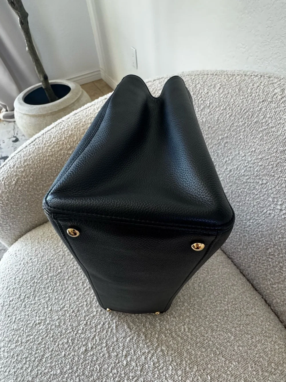 Chanel Cerf Executive Shopper Tote Bag in Black with Gold Hardware - Picture 8 of 10